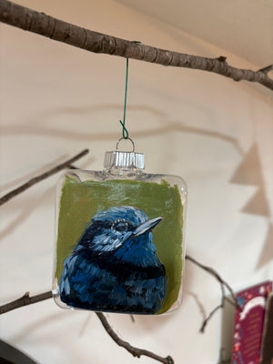Fairy-wren (oil on plastic ornament)